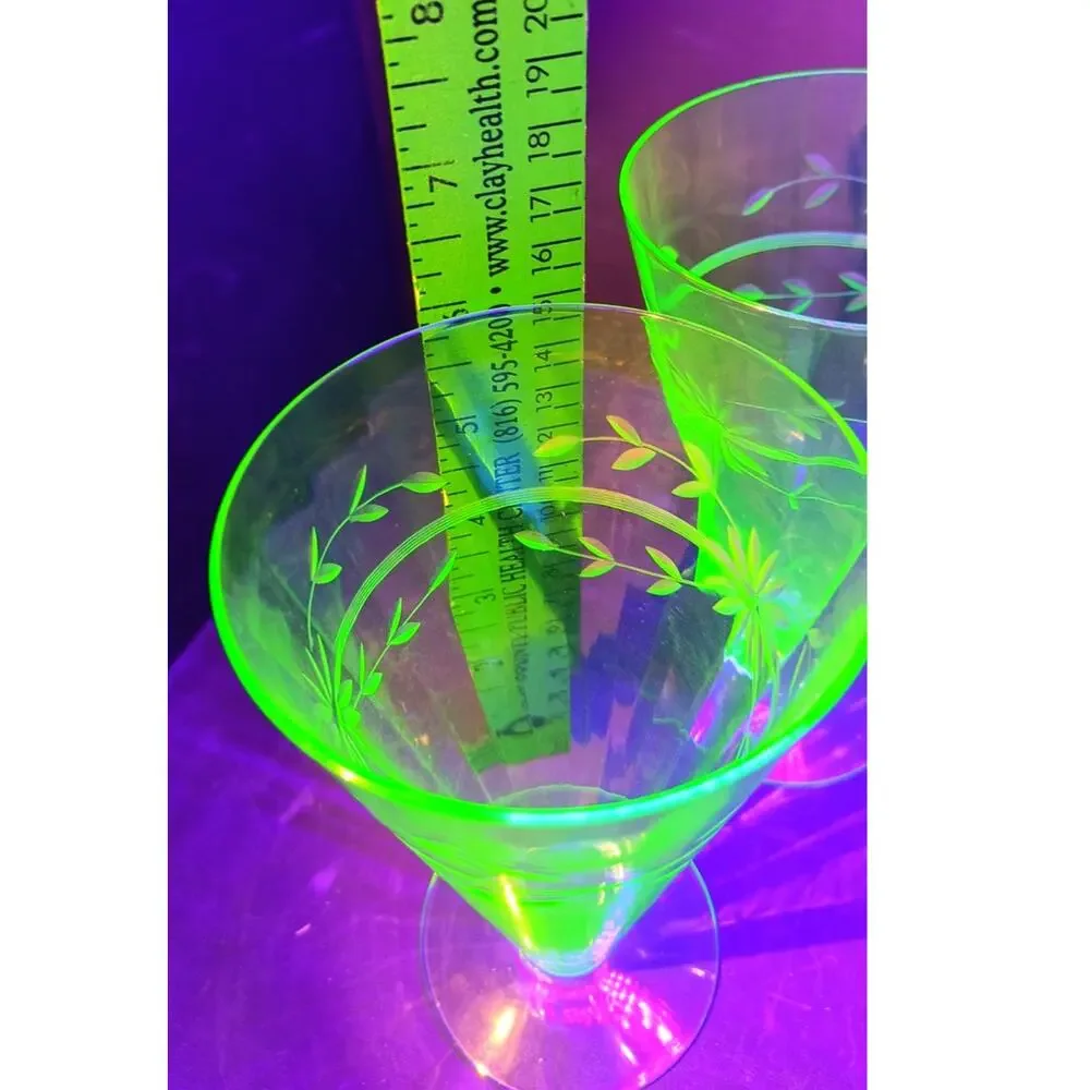 727. Etched Floral Federal Footed Ice Cream Glasses UV Reactive